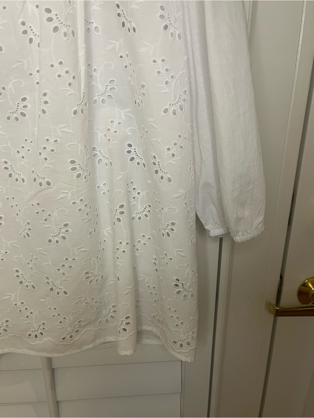 Grand & Greene White Eyelet Embroidered Tunic Blouse | Size Large - Picture 6 of 10